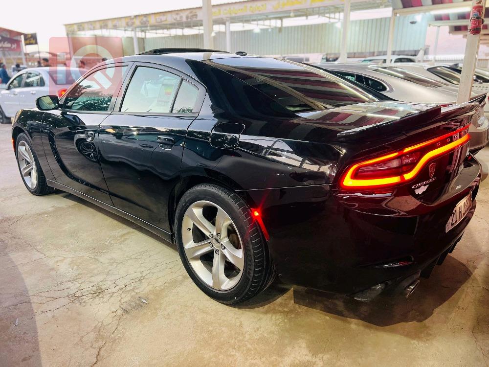 دودج تشارجر